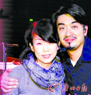 林忆莲姐弟恋亮红灯?小男友被指偷搭嫩模(图)
