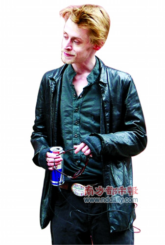 “小鬼当家”童星只能活6个月?经纪人斥吸毒传言