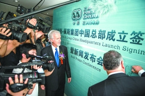 卡梅隆来华“淘金”建中国总部开展3D影视业务