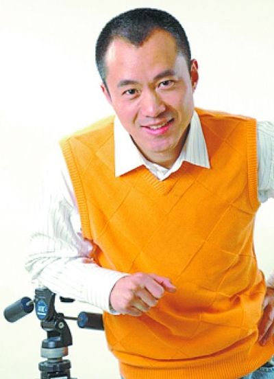 邱启明称与湖南台只是合作关系:有能力去赚钱养家