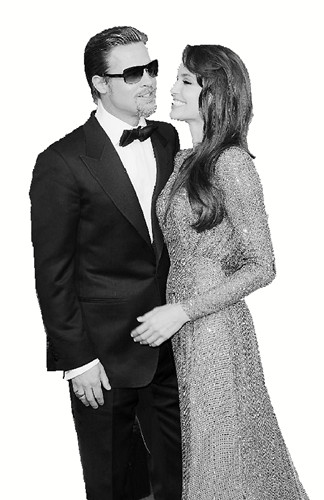 传朱莉结婚媒体蜂拥被泼冷水亲属曝婚礼规模小