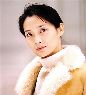 “英雄无悔”主演李婷病逝温婉知性形象成屏幕经典
