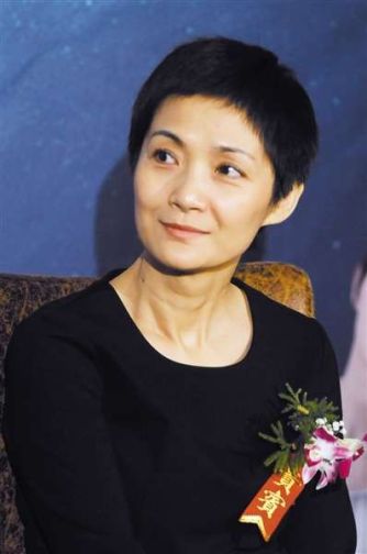 李婷追悼会17日举行生前曾与乳腺癌抗争多年(图)