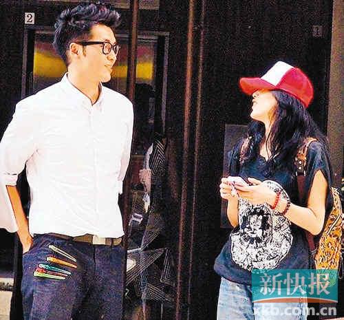 舒淇素颜与造型师说笑撒娇卖萌不满被偷拍(图)