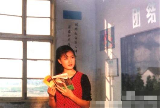 宋祖英罕见生活照曝光网友呼:像“邻家天后”(图)
