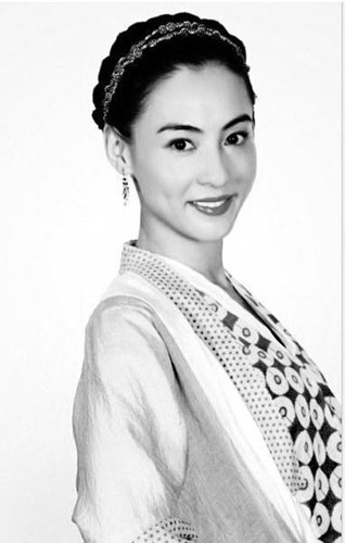 张柏芝身体抱恙缺席新片宣传遇意外所乘车辆爆胎