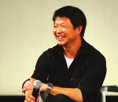 姚晨与男友好事将近求婚现场私密亲属好友在场