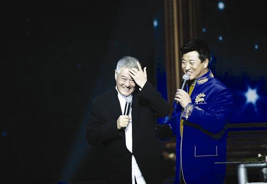 赵本山对春晚露怯:压力你无法想象希望把我忘掉