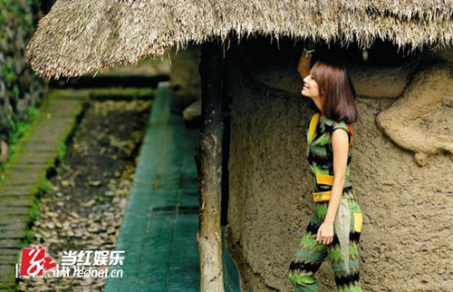 王珞丹巴厘岛玩味大自然诠释好姑娘济世情怀(图)