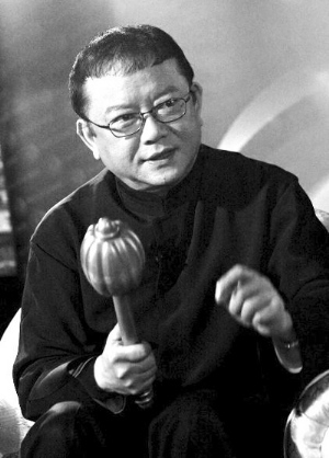 王刚将继续“砸宝”节目组:别人怎么说是别人自由