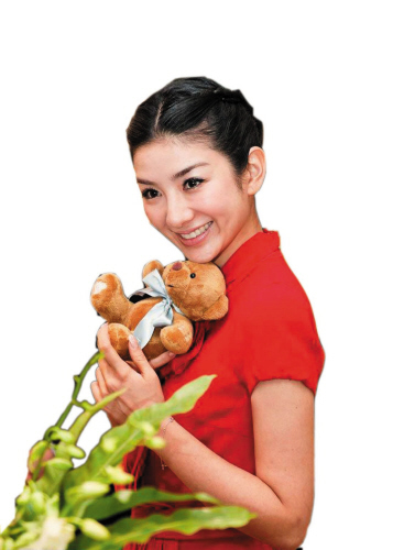 揭秘黄奕未婚夫身份:并非富二代自己打拼成豪门