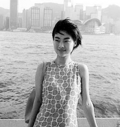 央视主播康辉爱妻照片曝光结婚12年恩爱如初(图)