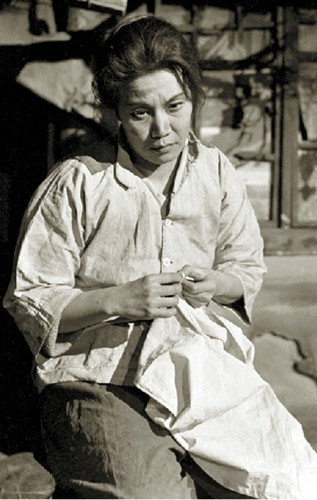 “话剧皇后”叶子因病逝世享年101岁家中不设灵堂