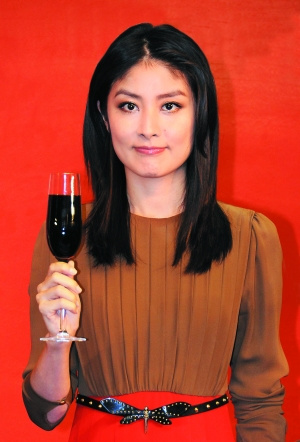 陈慧琳自揭产后纤瘦秘诀照顾儿子太累不愿再生