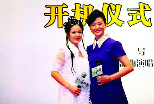 宋祖英宋佳玲姐妹美艳同台妹妹娇小获赞“能吃苦”