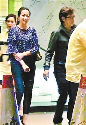 谭咏麟携二房庆62岁生日元配心死出家敲经念佛