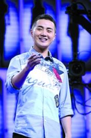 余少群节目相亲被女嘉宾问片酬无从招架只能傻乐