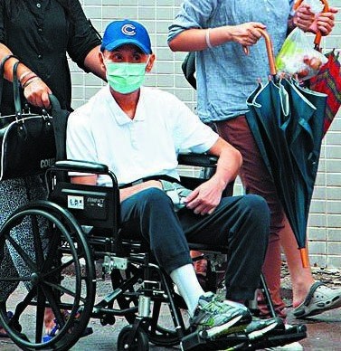 刘家辉拒见儿女避财产被抢走托姐姐、律师管理