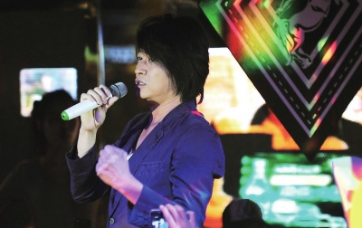 游鸿明承认“好声音”是好节目:选手多是专业音乐人