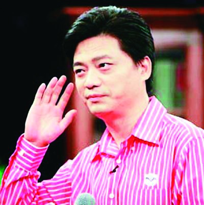 崔永元夺奖自嘲:年龄近半百给我奖有安慰性质