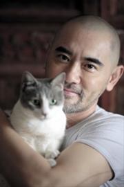 赵文瑄晒背部全裸图:我也不知道自己这么萌(图)