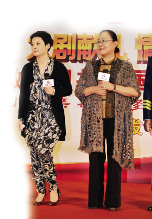 袁莉拒提孕事:要保护家庭和隐私,跟先生不愿公开