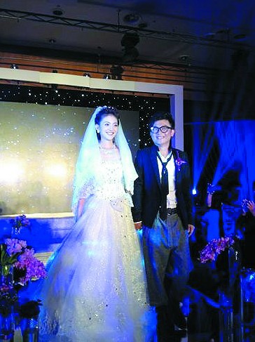 《狼毒花》导演迎娶女演员吴京罗嘉良送祝福(图)
