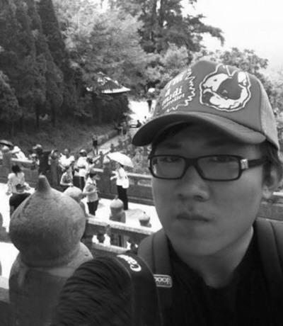 周冬雨男友疑曝光90后山东人家境好长相一般(图)