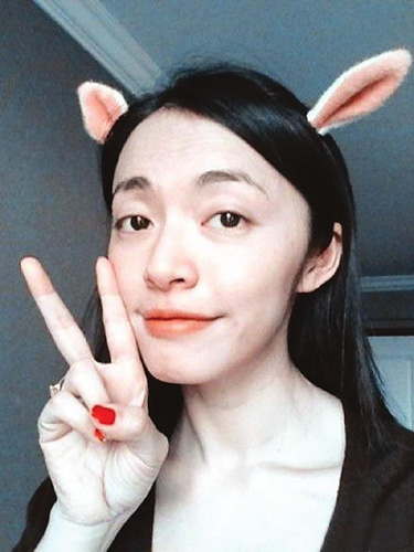 姚晨戴“兔耳”神似毛驴摆