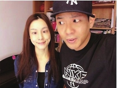 黑人否认夜店吻辣妹称已有好妻子不会乱来