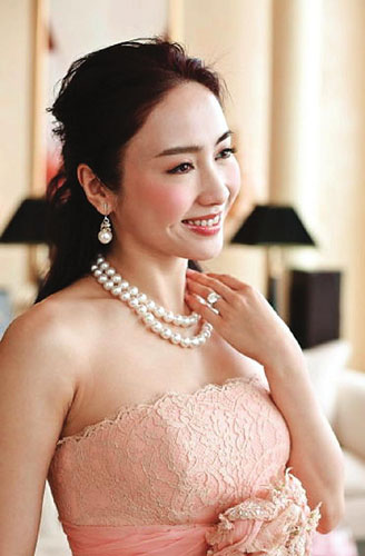 黎姿产女为其取名Pegella意指万千宠爱在一身