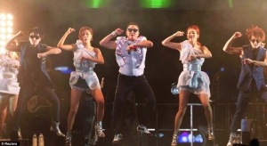 联合国秘书长潘基文赞《江南Style》推动和平(图)