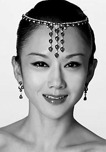 杨丽萍《孔雀》被疑侵权:跳完就退出,放过我吧