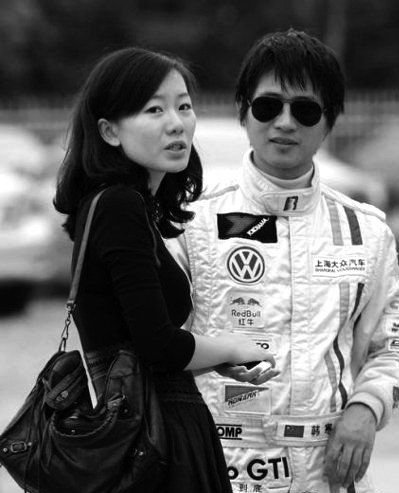 韩寒出书不怕方舟子挑错路金波:挑错先买一套