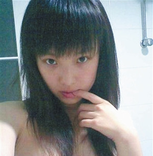 网传疑似倪妮不雅照摆大尺度姿势撩人(图)