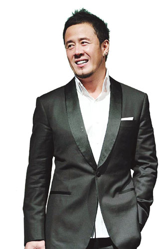 杨坤否认与丁丁相恋谈感情生活:我单身(图)