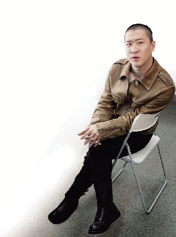 曹云金自曝已获蛇年春晚邀请:正在准备包袱(图)