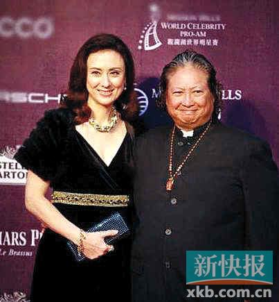 洪金宝不满被问绯闻炮轰记者:范冰冰是你干爹?