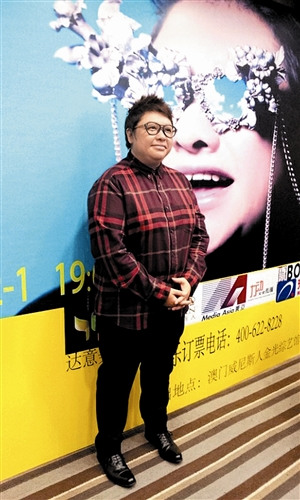 韩红称王志文平时喝酒少恳请大家原谅王志文酒驾