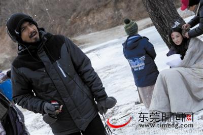 冯德伦“见雪生情”晒舒淇照网友:舒淇眼神好有爱