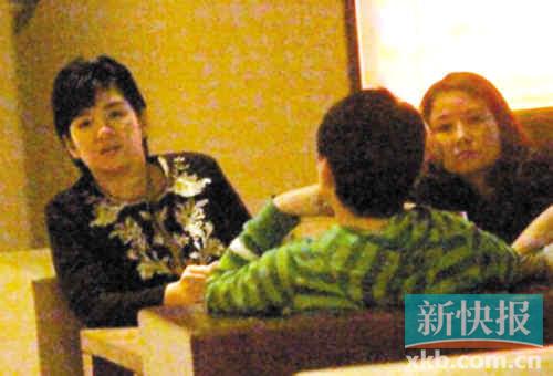 黄奕身材肿胀疑有孕经纪人不否认:她想低调(图)