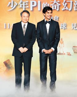 李安遗憾未与亡父道别:从没对爸爸说感谢(图)