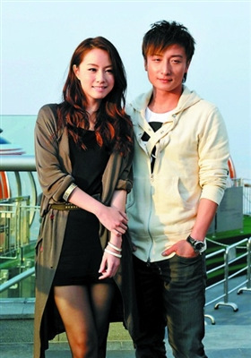 邓丽欣称与方力申无“七年之痒”2014年有望结婚