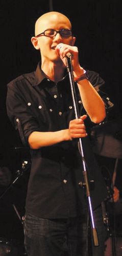 “直通春晚”首场淘汰赛落幕平安常石磊晋级未交锋