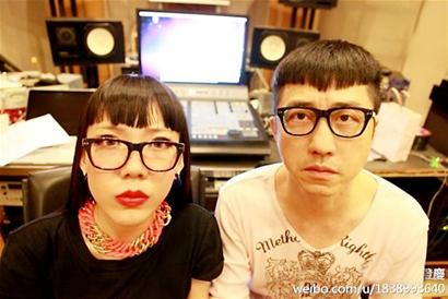 吴莫愁与庾澄庆合作新单曲被赞很般配(图)