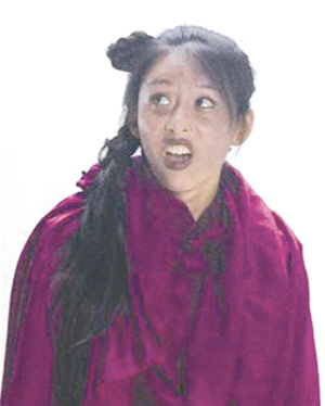 新版“阿紫”全身发紫雷人演员自我陶醉:是美女