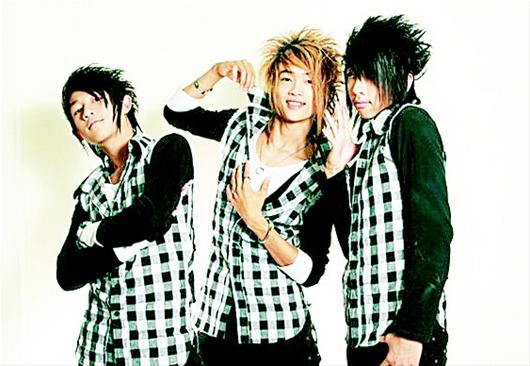 越南HKT组合中国走红:以扮丑、搞怪为特色