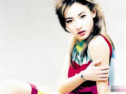 柏芝妈谈女儿艳照门:男未婚女未嫁,拍拖很平常