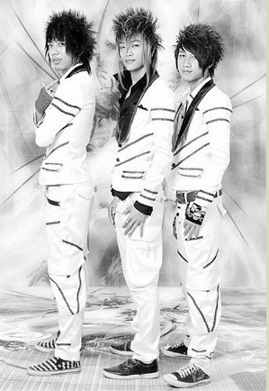 王菲称赞越南HKT组合?原是网友名与王菲相似