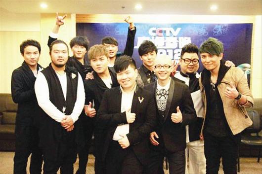 曝各卫视拉拢“直通春晚”评委回应:或有人炒作